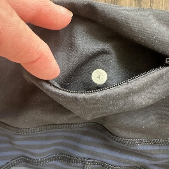 Lululemon Striped Full Length Leggings Size 4 - Picture 11 of 16